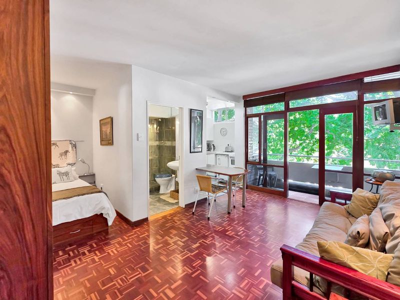 Charming Studio Apartment in St Martini Gardens - Photo 2