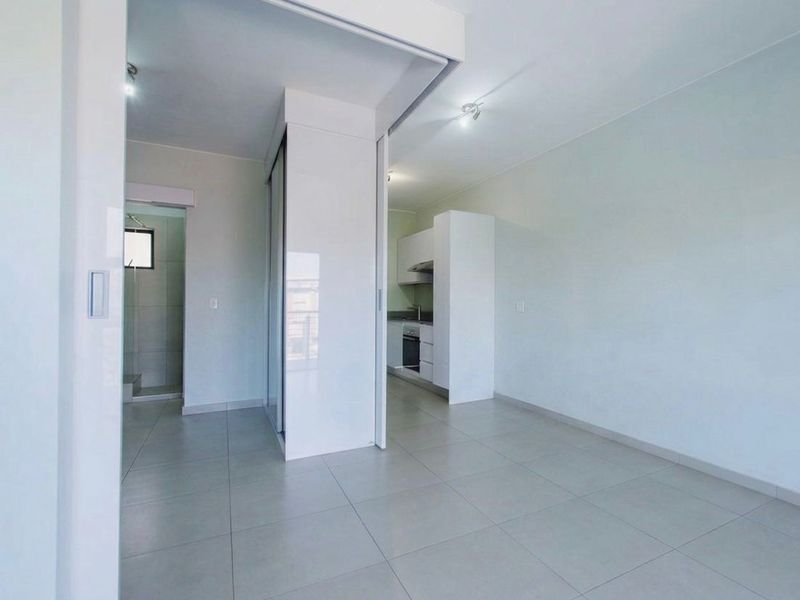 MODERN ONE BEDROOM APARTMENT IN ISABEL ESTATE - Photo 4