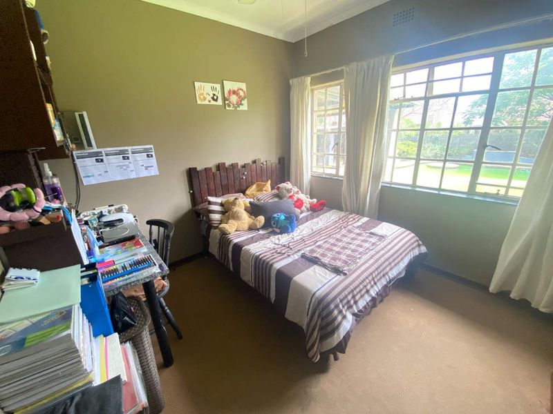 Family Home for Sale in Brackendowns - Photo 6