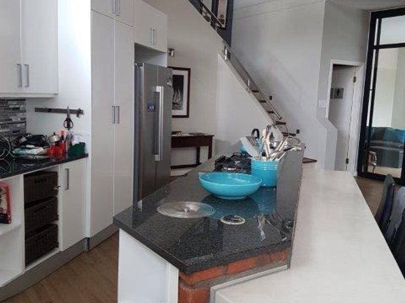 5 Bedroom House For Sale in Walvis Bay, North Meersig - Photo 9