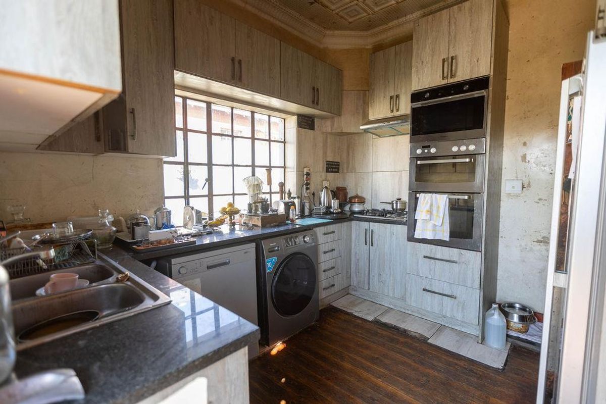100 Year Old Heritage HMO Opportunity - Photo 4