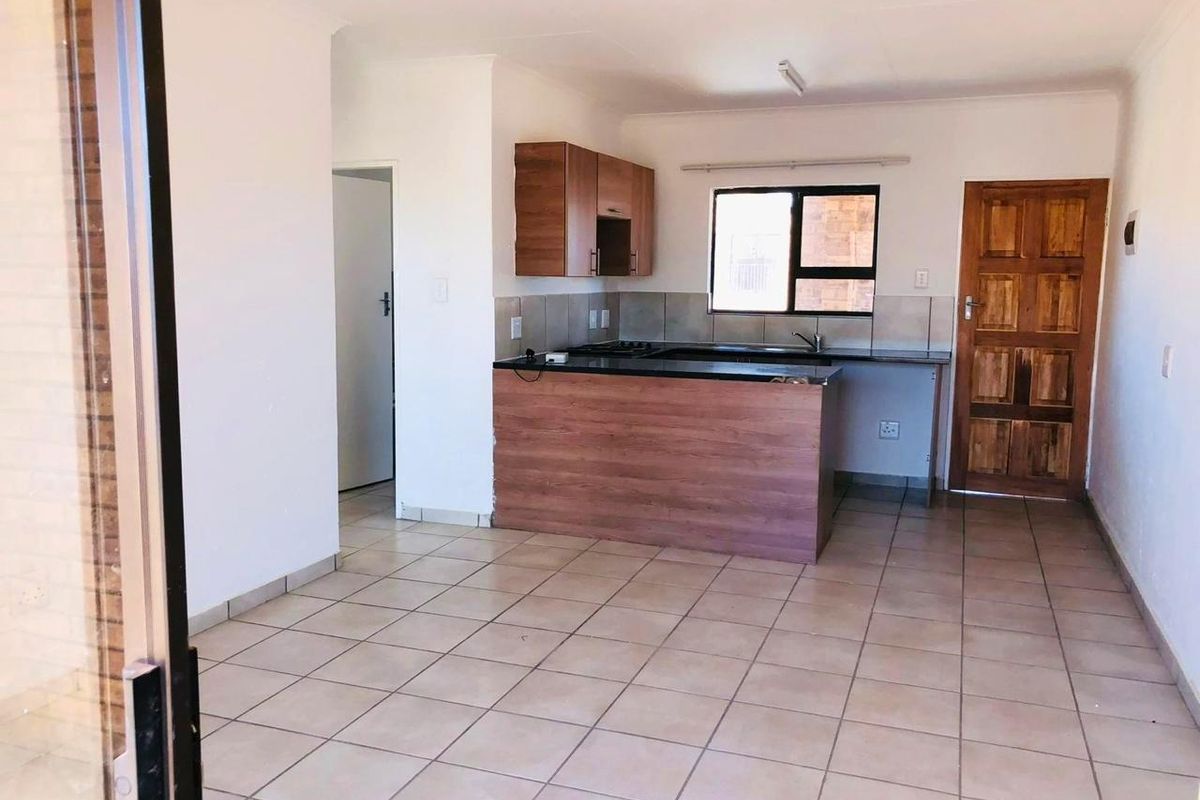 Move In and Start Living - Photo 4