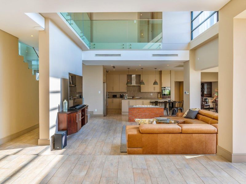 Modern Five Bedroom Home For Rental In Waterfall Country Estate. - Photo 6