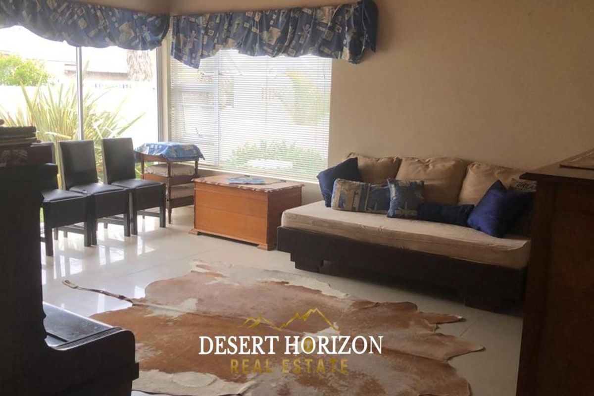 Erongo ,Hentiers Bay | Coastal Home for sale - Photo 2