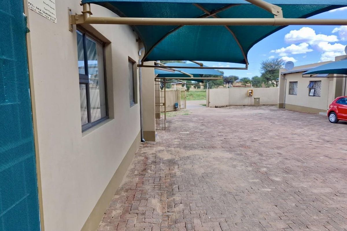 Below Valuation! Secure Your 2-Bedroom Apartment in Veddersdal Today - Photo 3