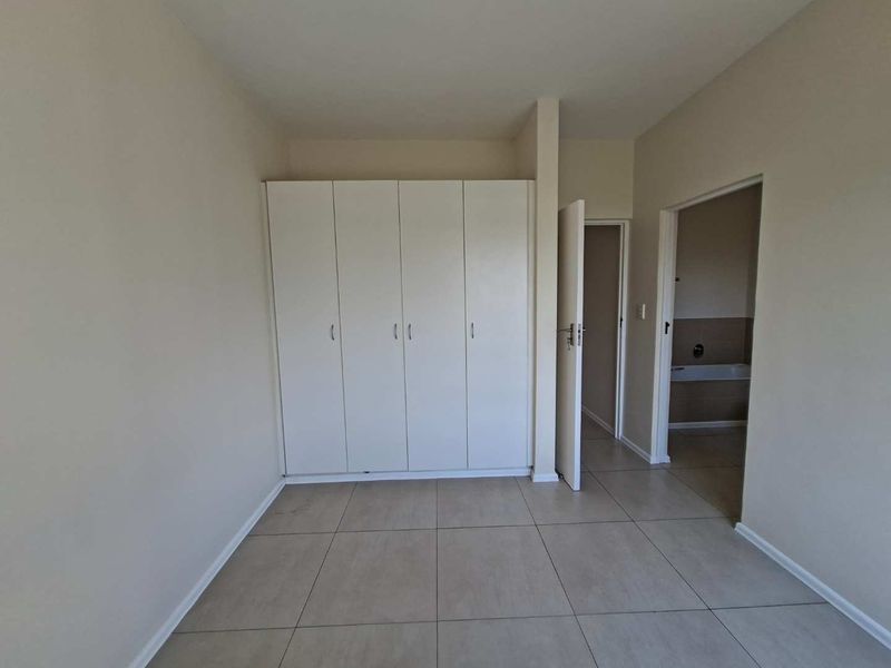 Lovely middle floor apartment to rent - Photo 8