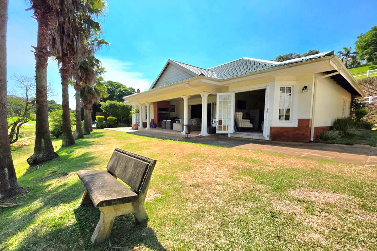 GOLFING FAMILY'S DREAM HOME WITH SEPARATE LOFT & AWESOME GOLF COURSE VIEWS - Photo 2