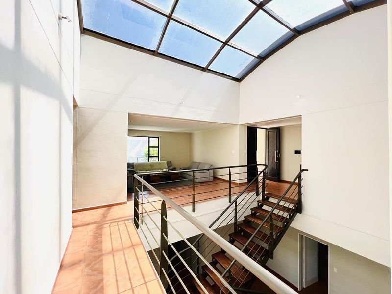 4 Bedroom House For Sale in Ludwigsdorf - Photo 6