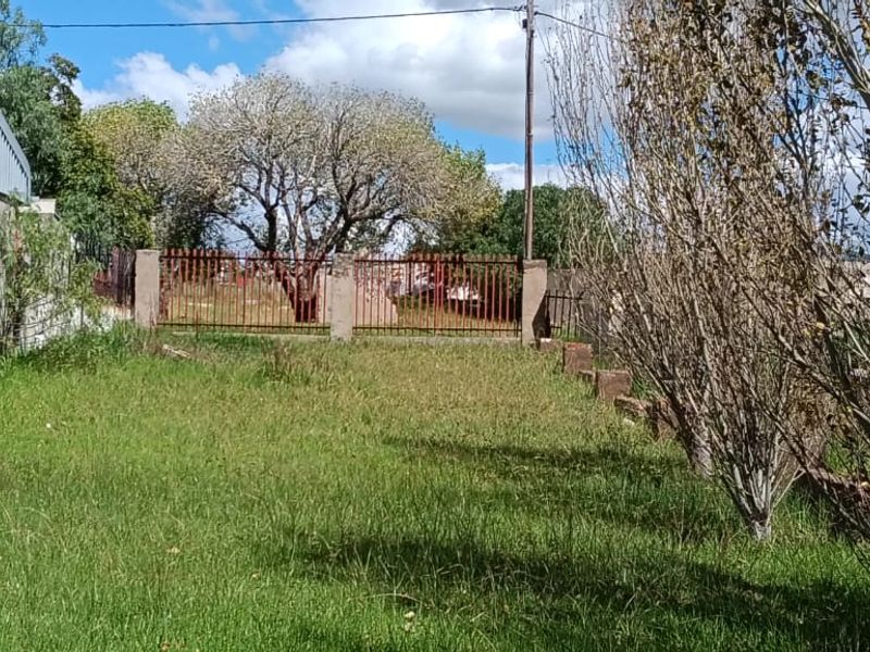 LARGE PROPARTY IDEAL FOR A ETREPRENEUR. NEXT TO FACTORY. - Photo 6