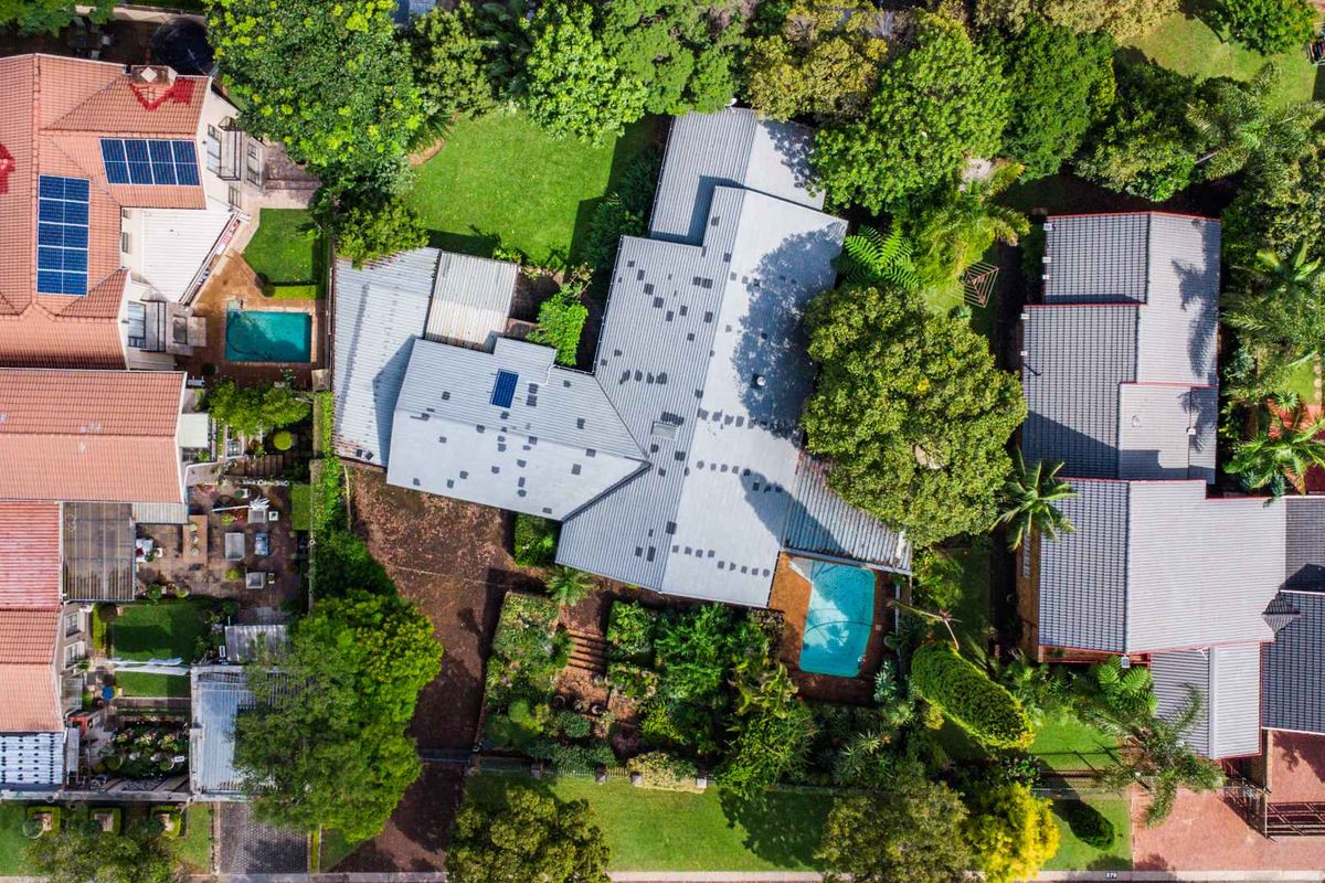 4 Bedroom Beauty For Sale in Erasmuskloof - Photo 5