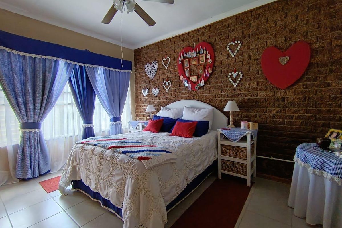 Modern Comfort Awaits: Stunning Townhouse in Pellissie - Photo 3