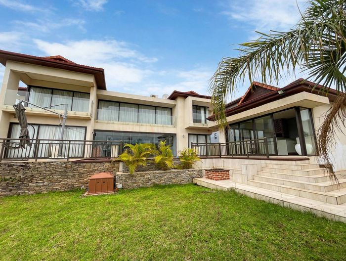Property #2568471, House For Sale in Sheffield Beach Central