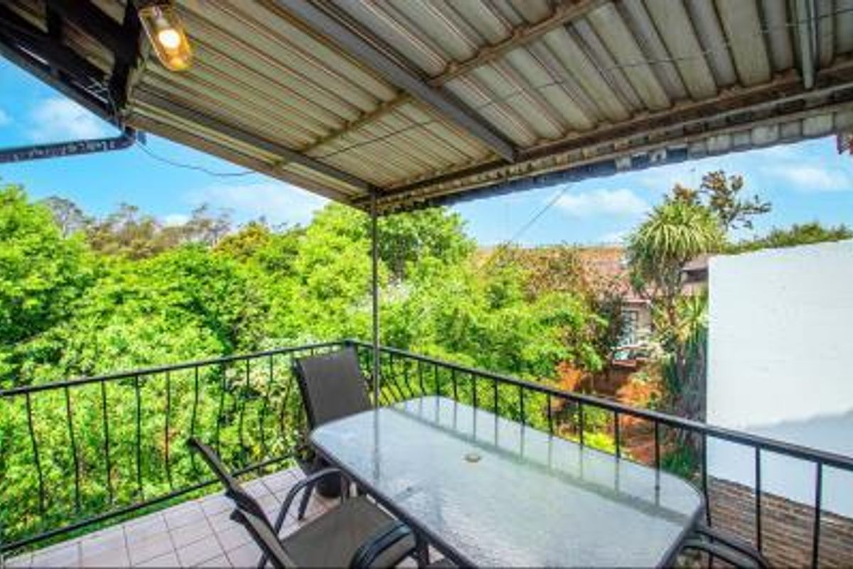 Lovely 3 Bedroom Family Home for Sale - Photo 4