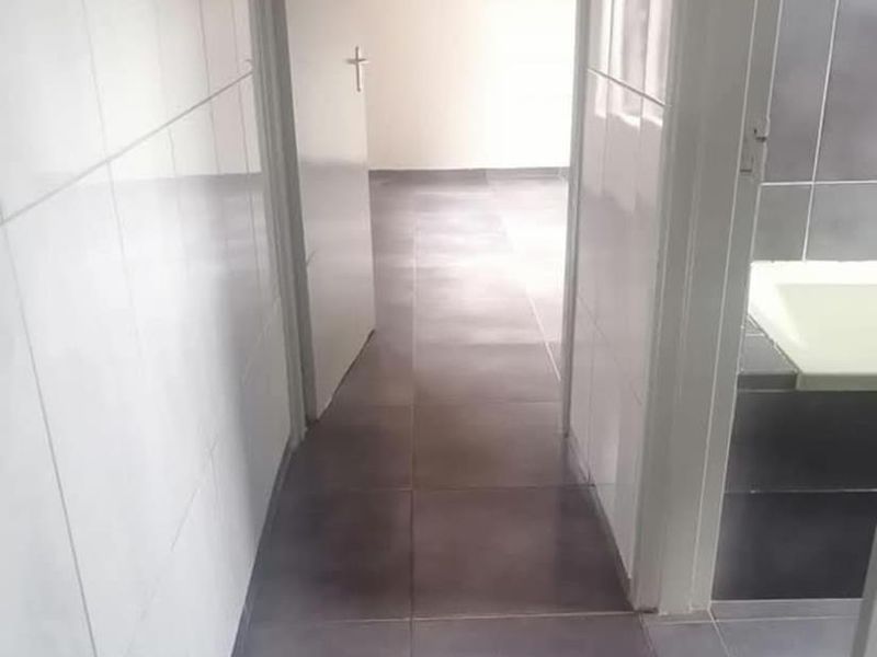 4 bedrooms house to rent in Soshanguve VV - Photo 8