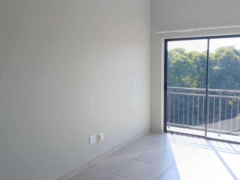 2 Bedroom Apartment in Ferndale - Photo 8