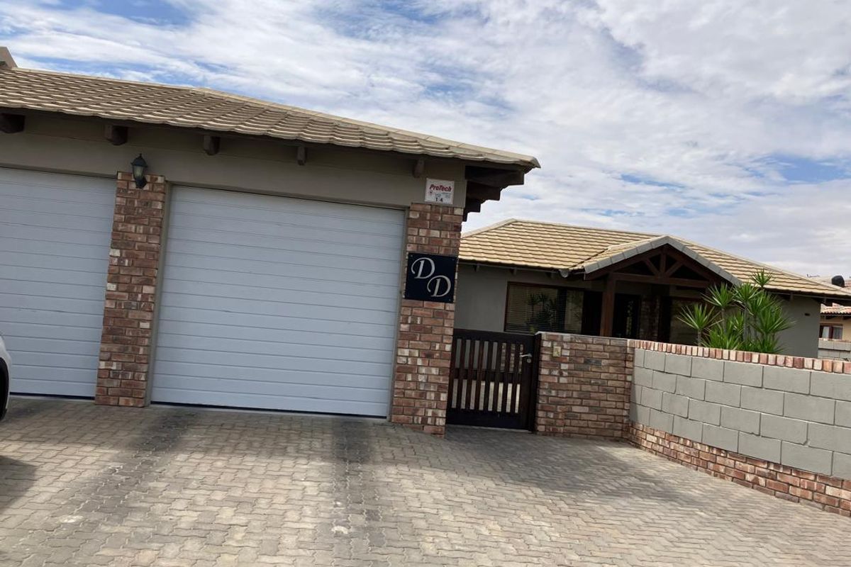 Charming 3-Bedroom Home in Cul-de-Sac - Photo 3