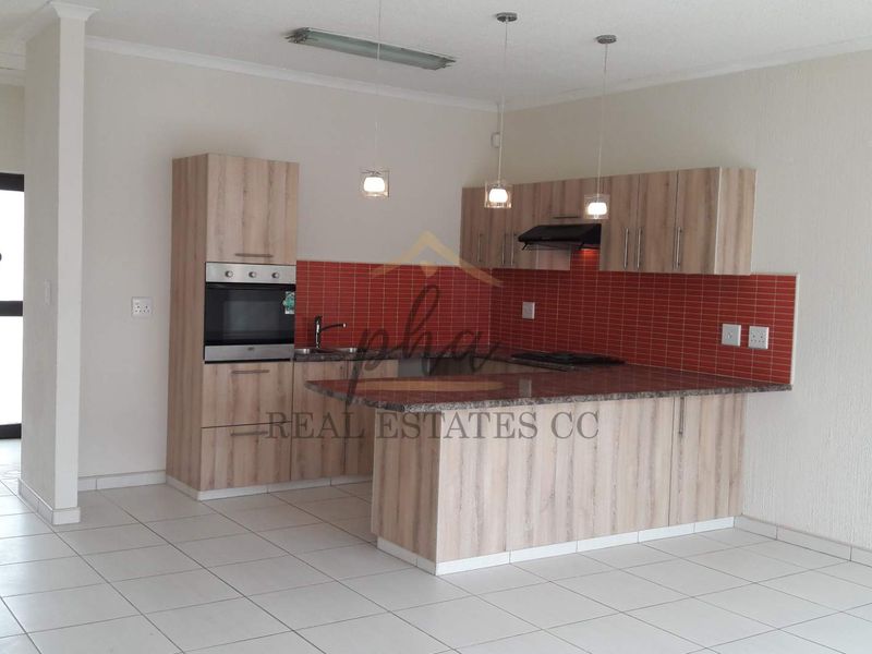 Cosy 3 bedroom Townhouse for sale in Meersig, Walvis bay selling for N$1 360 000.00 - Photo 3
