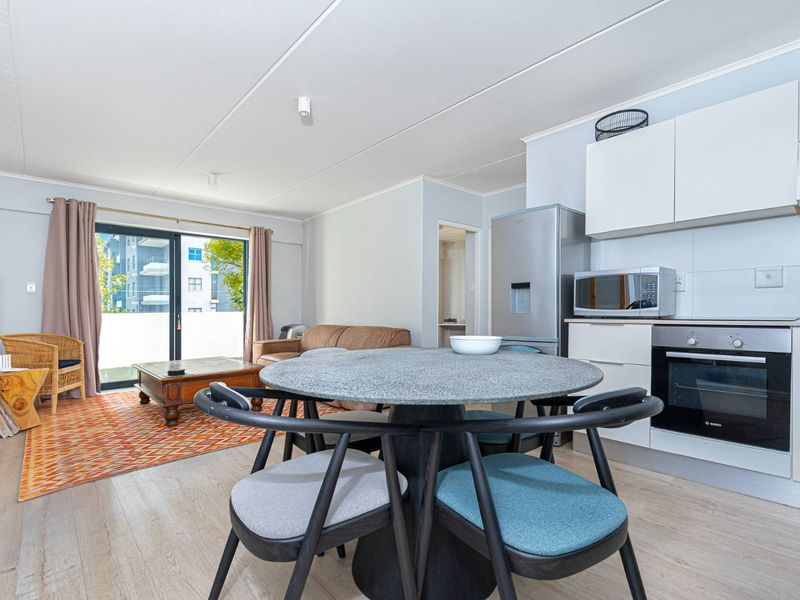 Secure Gem in the heart of Rondebosch - Photo 3