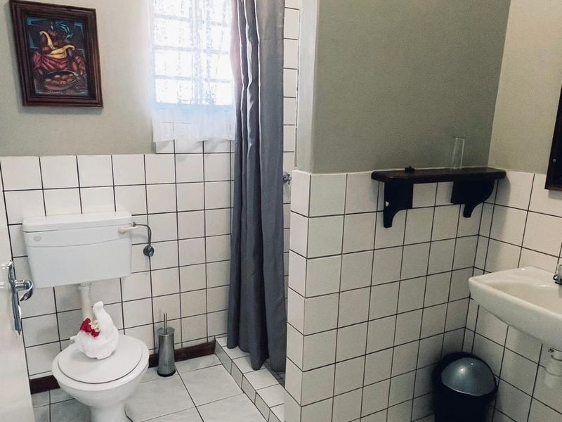 Beautiful Lodge For Sale - Rundu - Photo 8