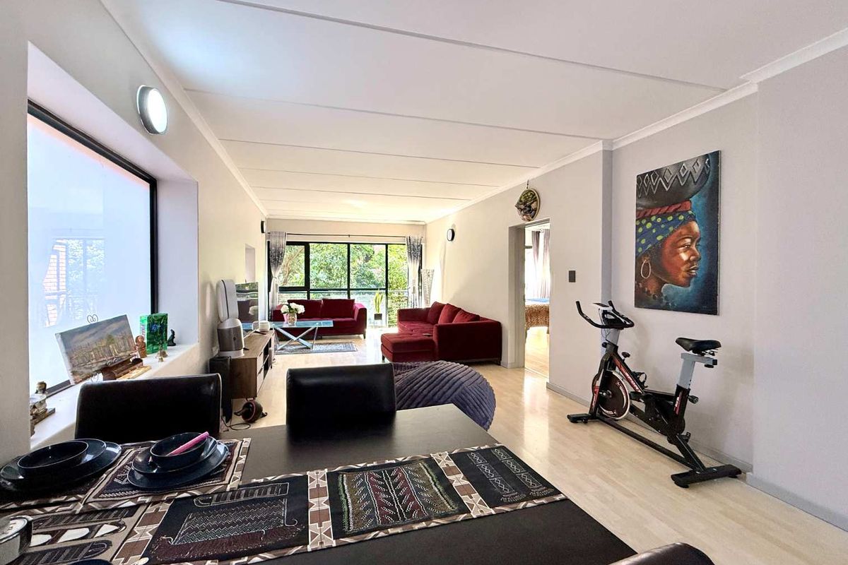 Modern 2-Bedroom Apartment in Atholl - Photo 5