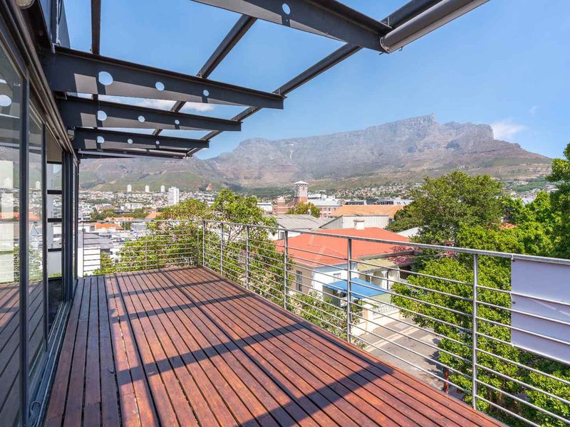 3 PRIME FLOORS TO LET IN GARDENS WITH PANORAMIC VIEWS - Photo 2