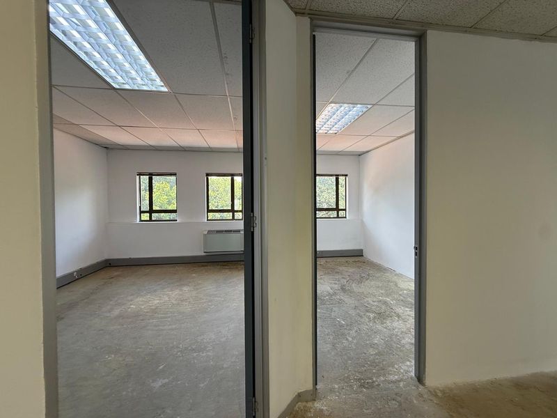 Prime Office Space Available for Lease at Hyde Park Lane - Photo 7