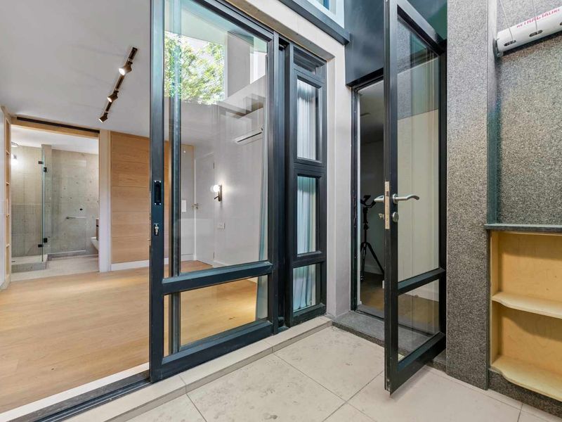 Stylish Newly Renovated 3-Bedroom Apartment To Rent in The Orangerie - Exceptional Quality | Secure Parking - Photo 10