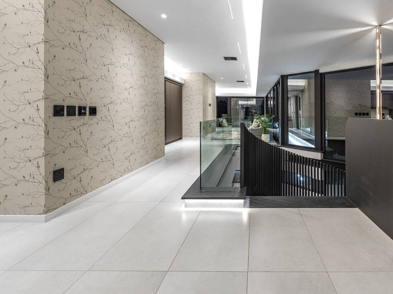 PICASSO   A Masterpiece located on pristine parkland with a lustrous stream forming part of this opulent property. - Photo 6