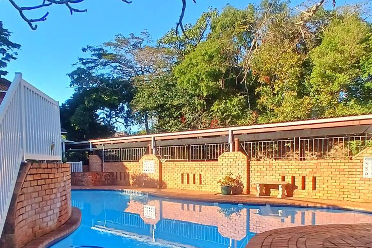 Prime location, perfect small family home - Photo 2