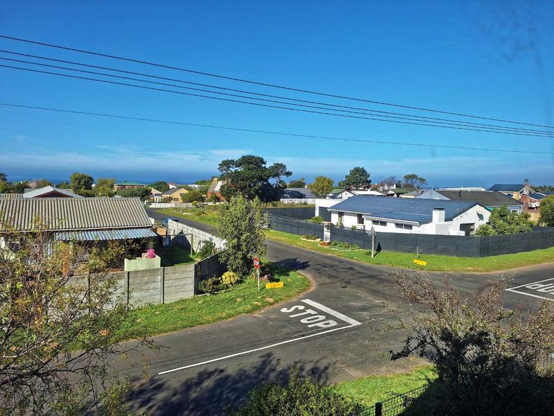 Versatile Family Home with Expansion Potential! Exclusive Mandate! - Photo 4