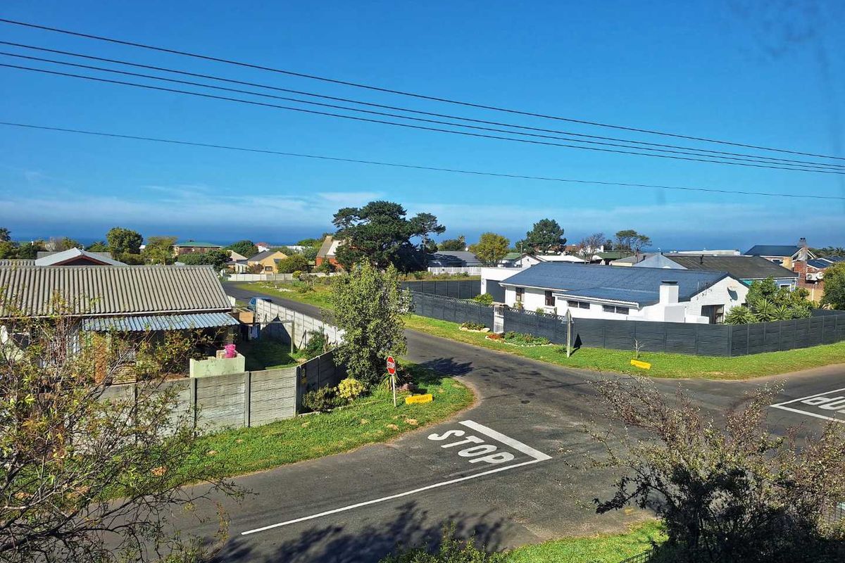 Versatile Family Home with Expansion Potential! Exclusive Mandate! - Photo 4