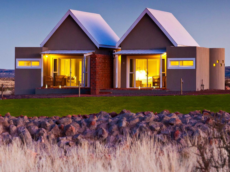 FOR SALE - Hunting and Tourist Lodge en-route to Sossusvlei on C19 - Photo 2