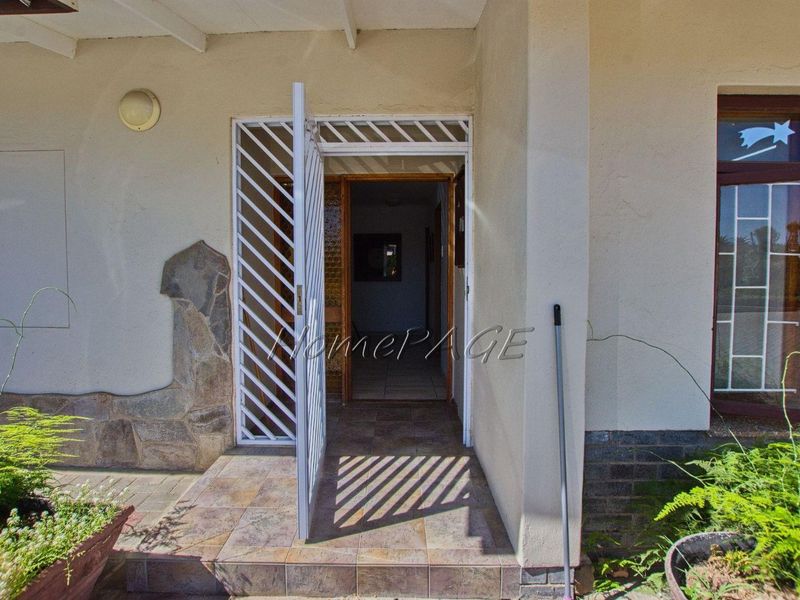 Vineta, Swakopmund: General Business Zoned 3 Bedr home for sale - Photo 6