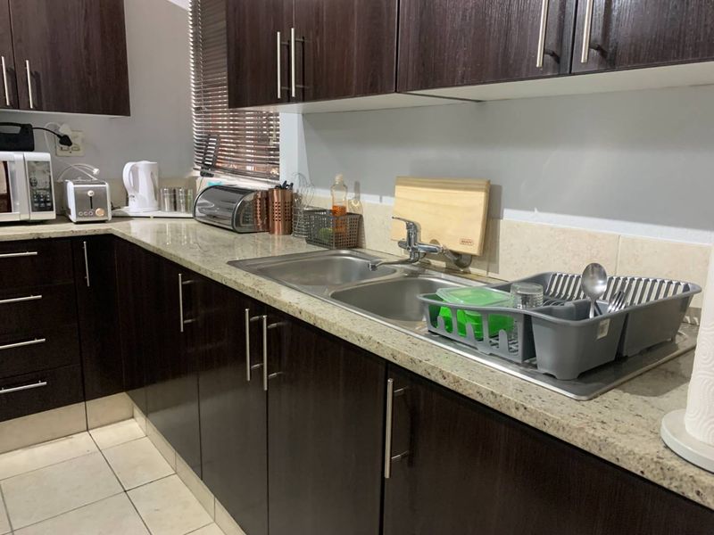 Charming 2-Bedroom Duplex for Sale in Hill Linmeyer Gardens Village - Photo 9