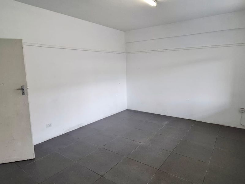 Secure Your Strategic Office Space with Trafalgar Property Group - Photo 3