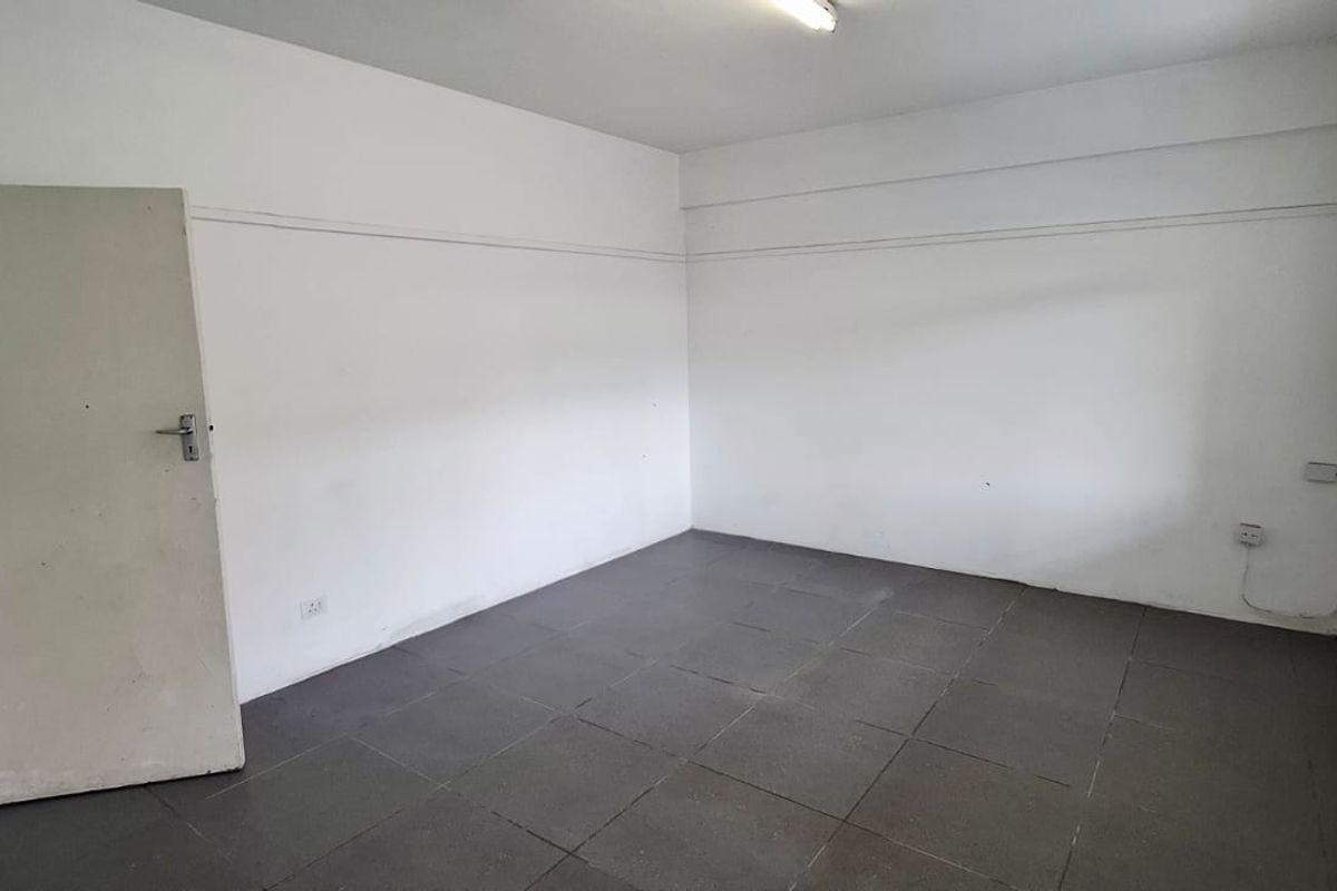 Secure Your Strategic Office Space with Trafalgar Property Group - Photo 3