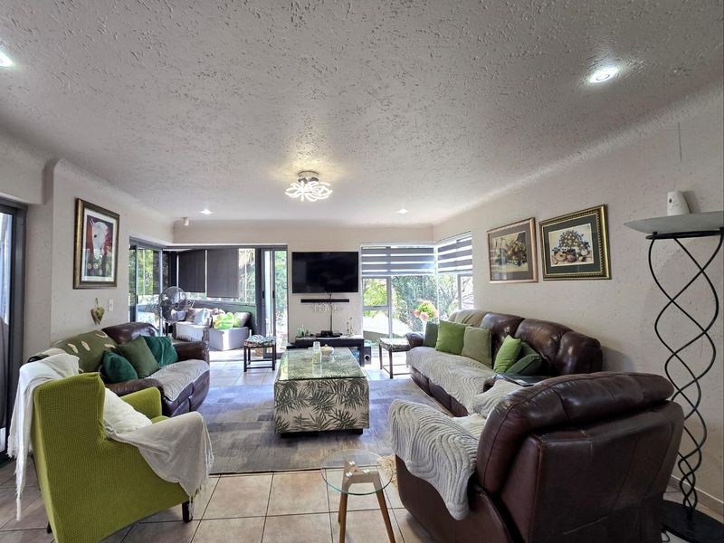 5 Bedroom House For Sale in Meyersdal Alberton - Photo 3