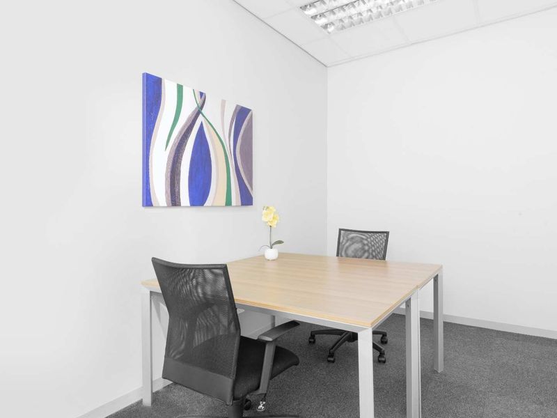 Unlimited office access in Regus West Rand – Constantia Kloof - Photo 3