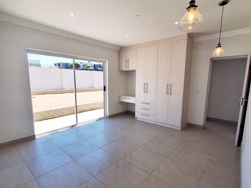 Swakopmund- For Sale-N$6 250 000 - Photo 9