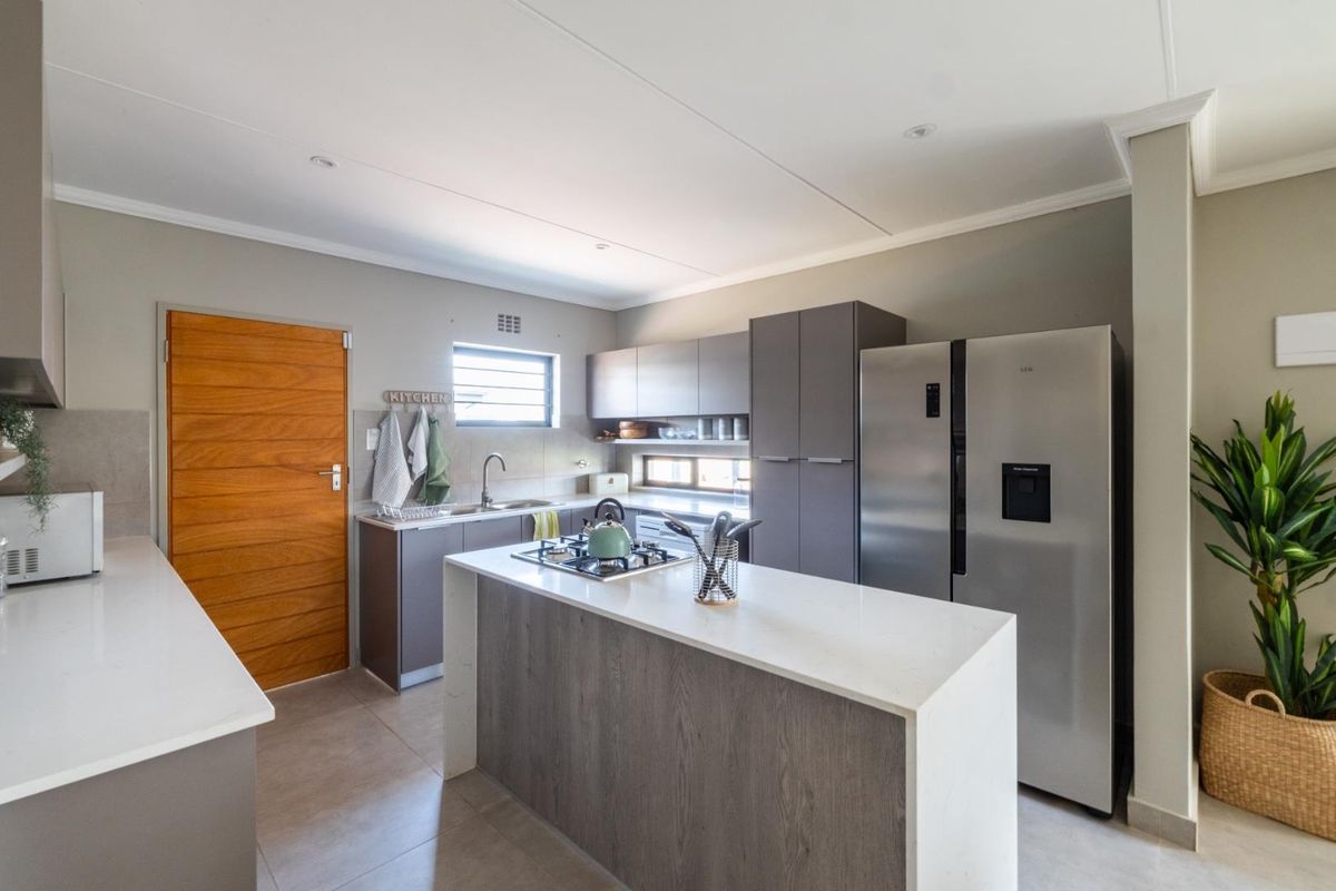 3 Bedroom House at Lion Pride Lifestyle Estate - Photo 5