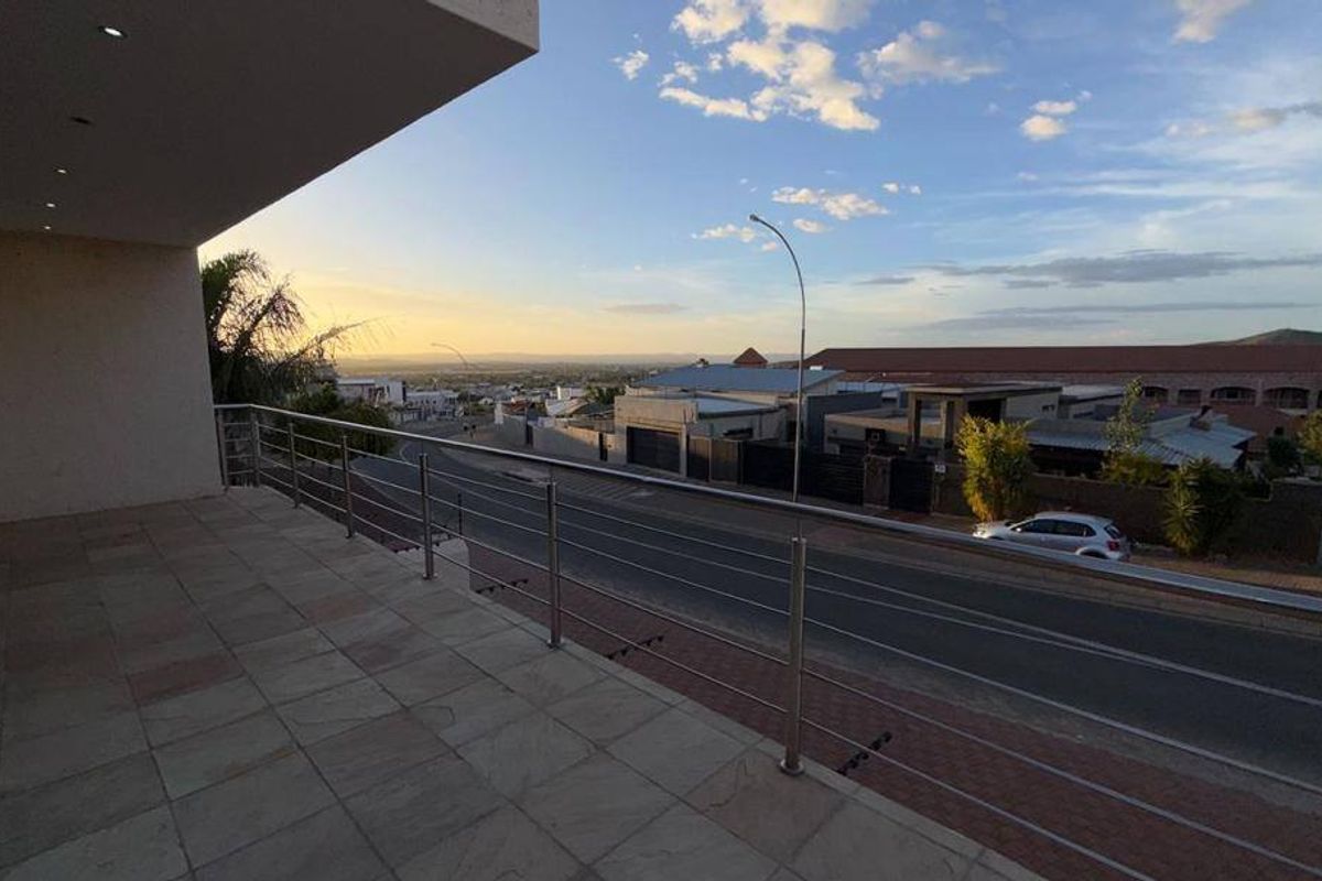 For Sale - Kleine Kuppe (House with flat) - Photo 4