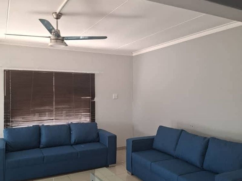 4-Bedroom Home in Academia - Photo 6