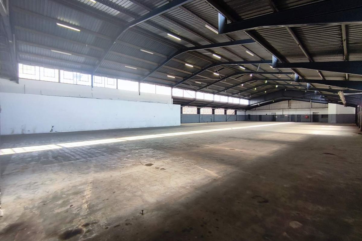 3,029m2 Warehouse To Let in Johannesburg Central - Photo 3