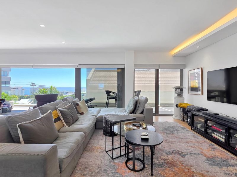 Spacious Bantry Bay Apartment with Sea Views - Photo 6