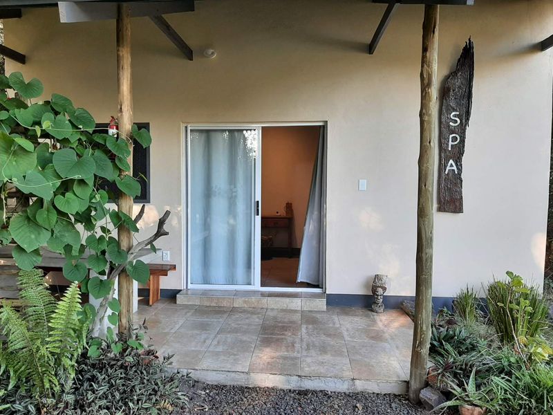 FULLY OPERATIONAL LODGE FOR SALE | ZAMBEZI RIVER, CAPRIVI - Photo 10