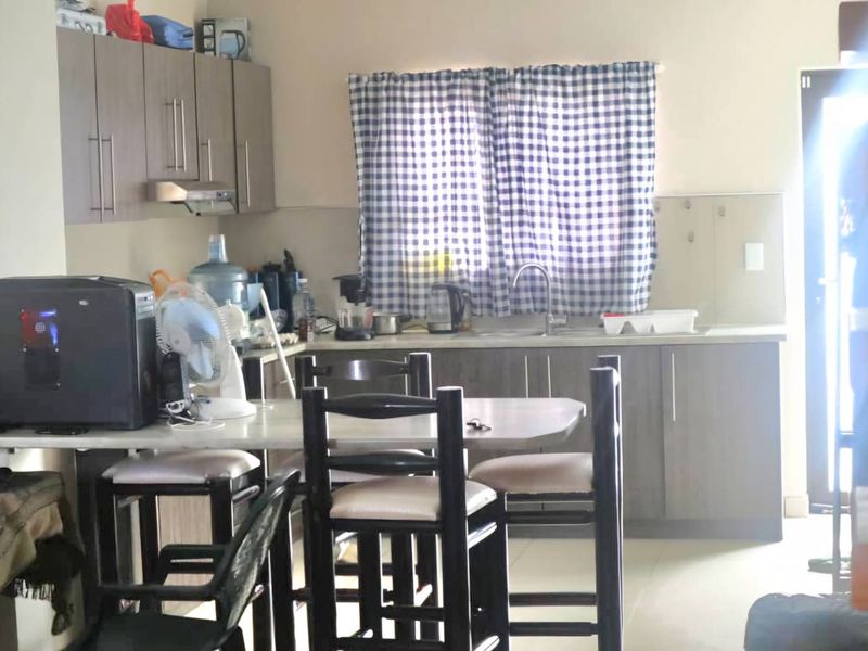 DUPLEX FOR SALE IN WINDHOEK WEST - Photo 2