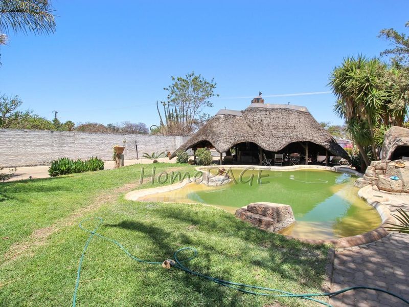 Otjiwarongo :  Entertainers Home For Sale - Photo 3