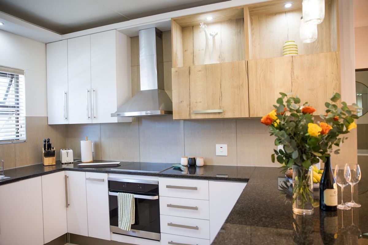 Modern Furnished Apartment Near City Centre & Maerua Mall - Photo 3