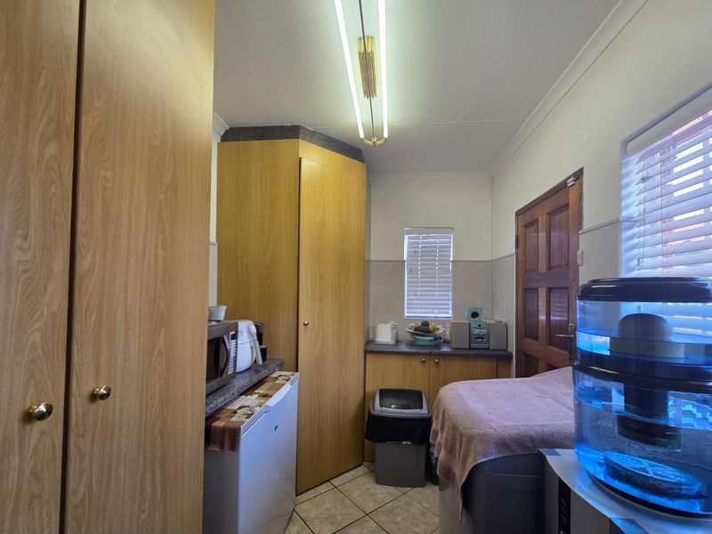 Townhouse For Sale in South Crest, Alberton - Photo 8