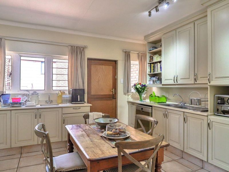 3 BEDROOM CLUSTER FOR SALE IN GROENKLOOF - Photo 7